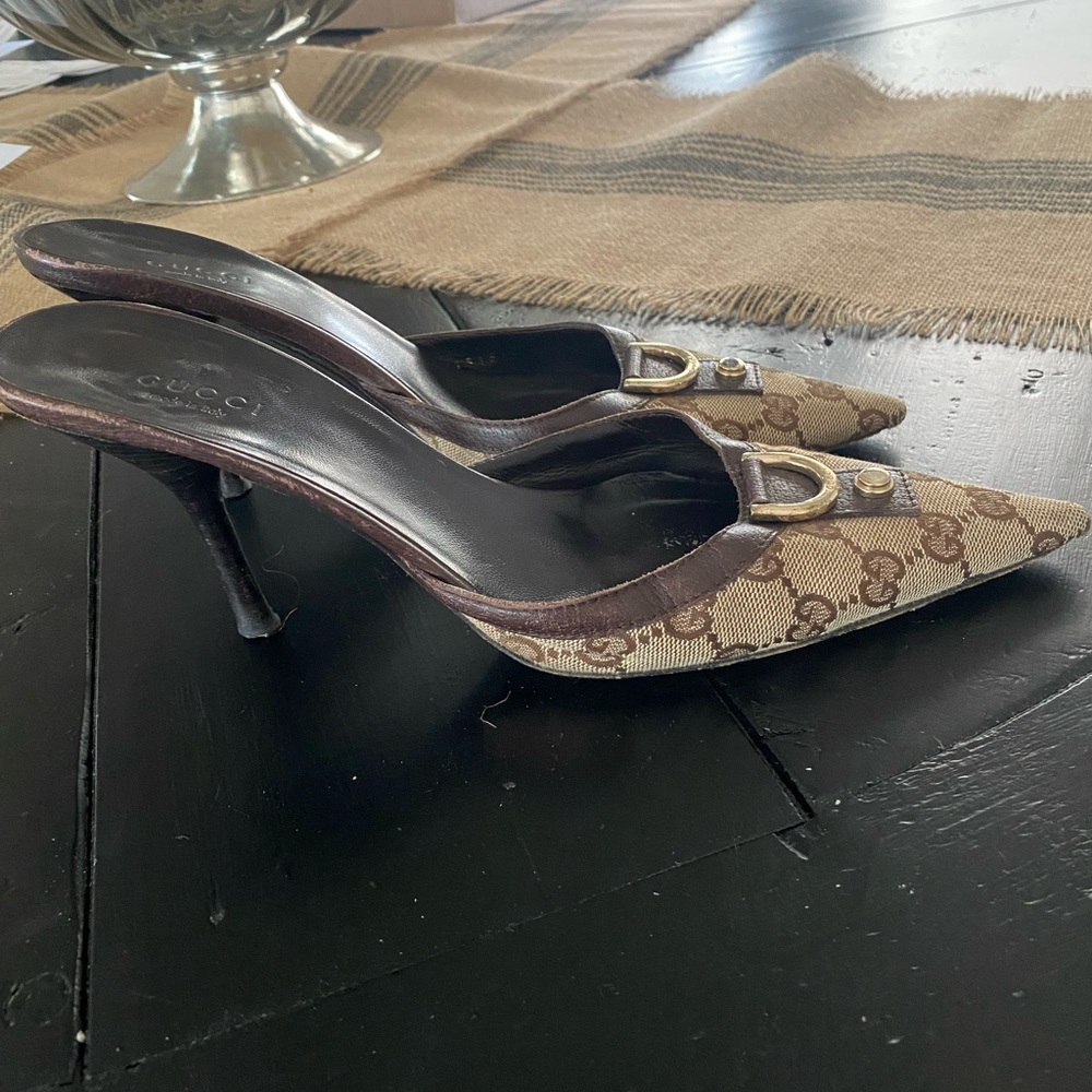 Gucci Sandals size 8B